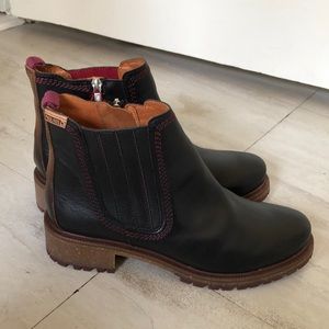 Pikolinos Boots Womens Size 10 Black Aspe Chelsea Ankle Leather Cushion - NWT